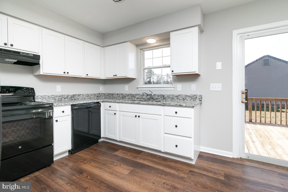 WHITE COVE - Residential