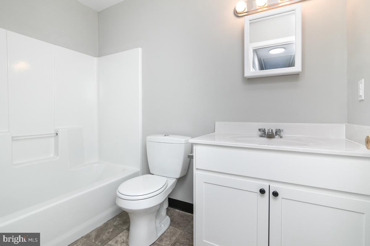 WHITE COVE - Residential