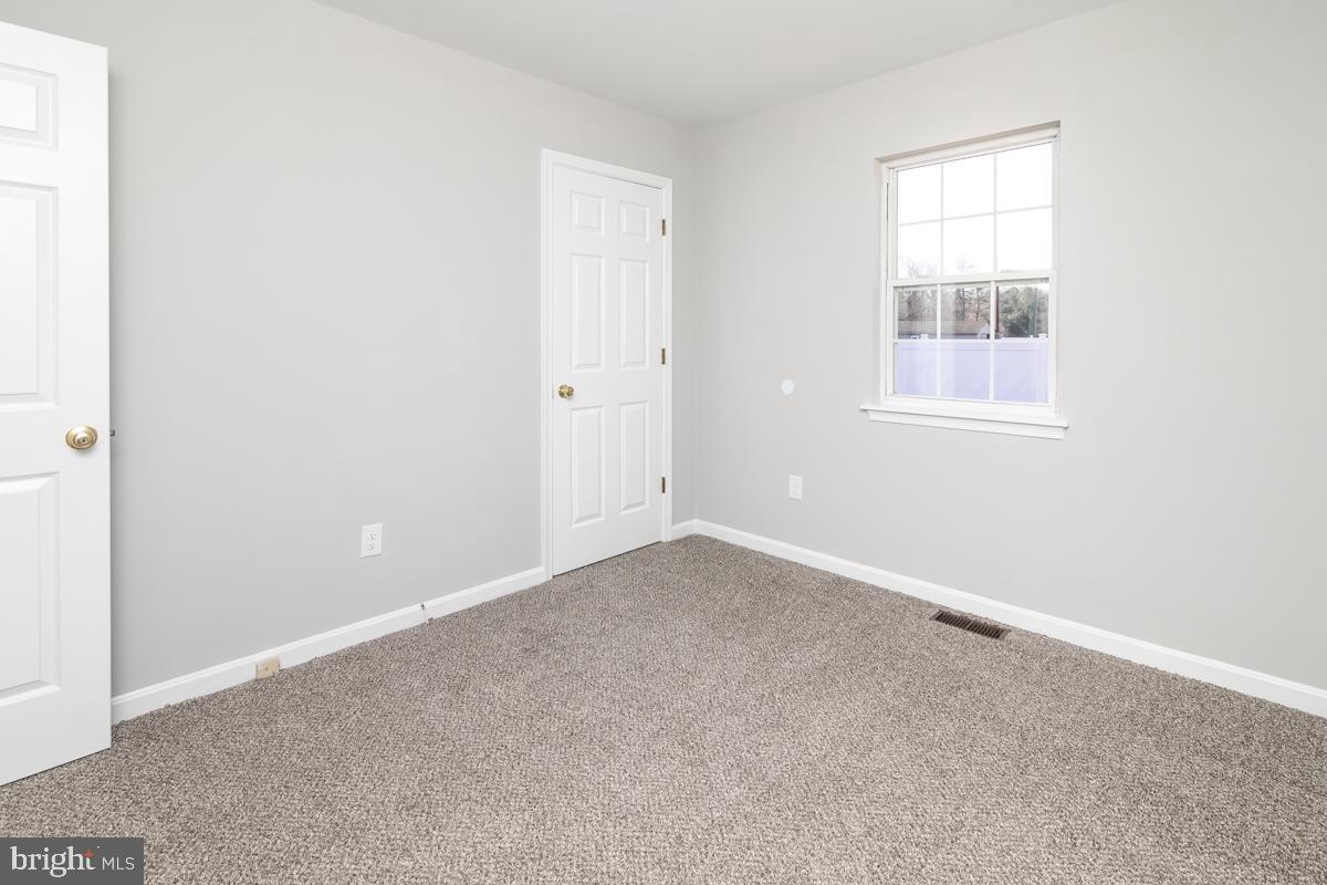 WHITE COVE - Residential