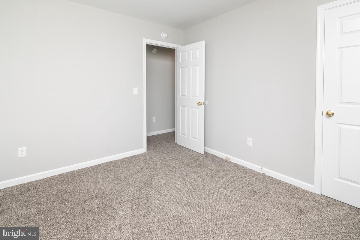 WHITE COVE - Residential