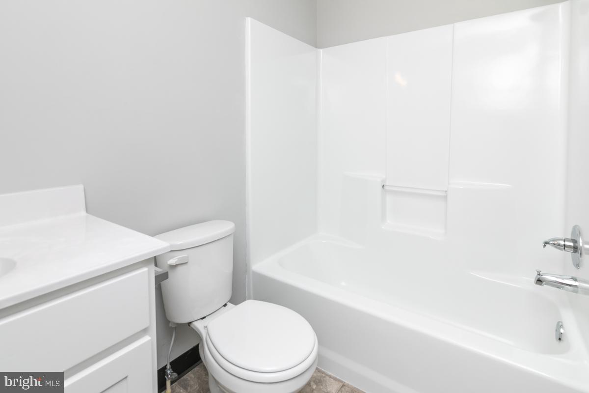 WHITE COVE - Residential