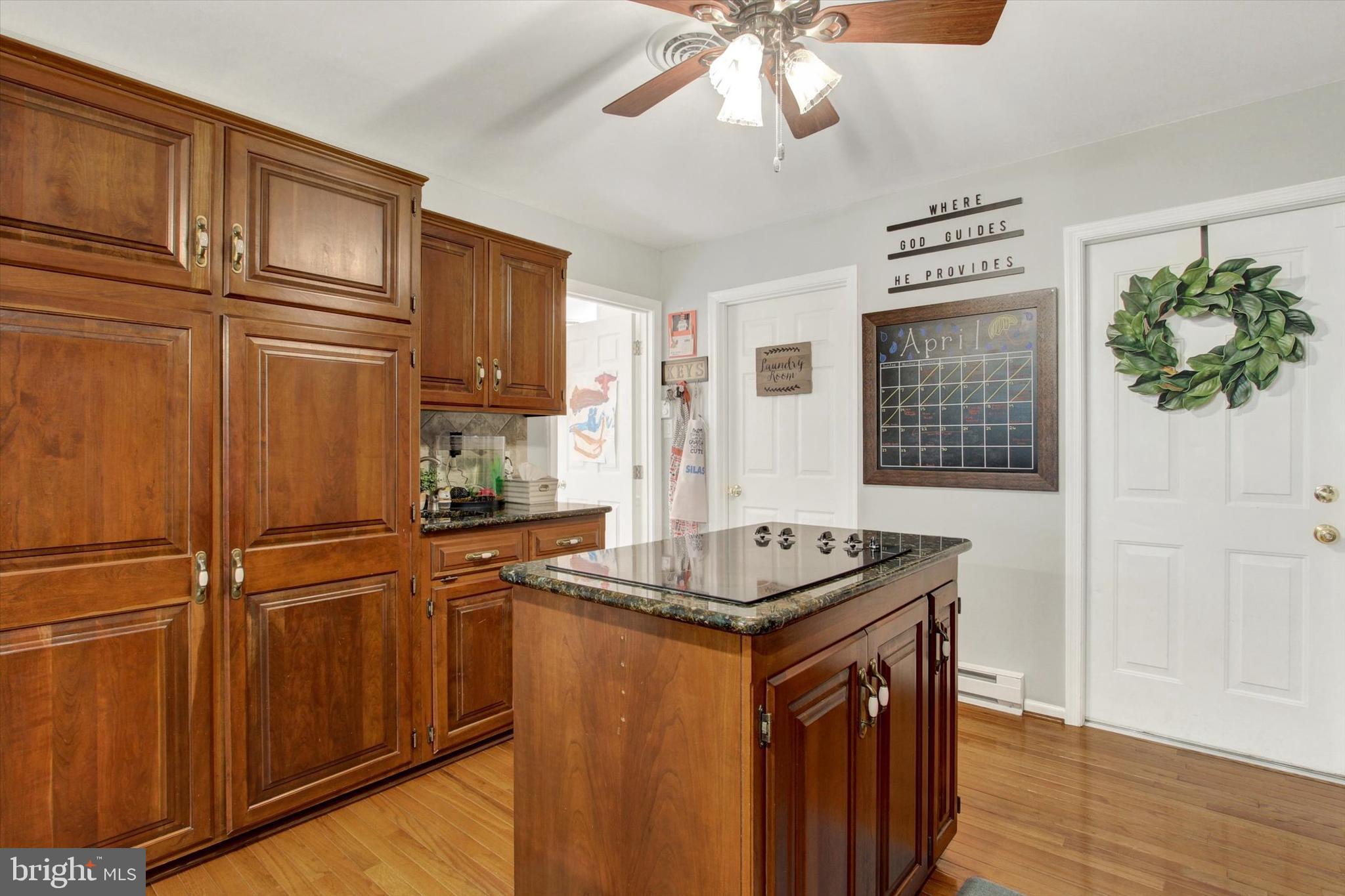 PENN NATIONAL ESTATES - Residential