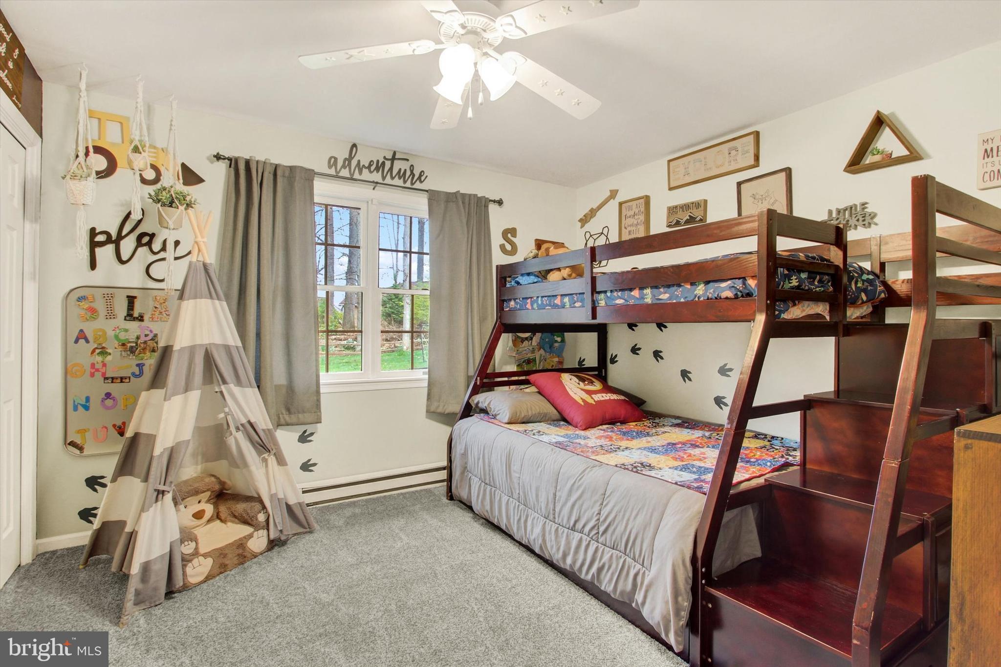 PENN NATIONAL ESTATES - Residential