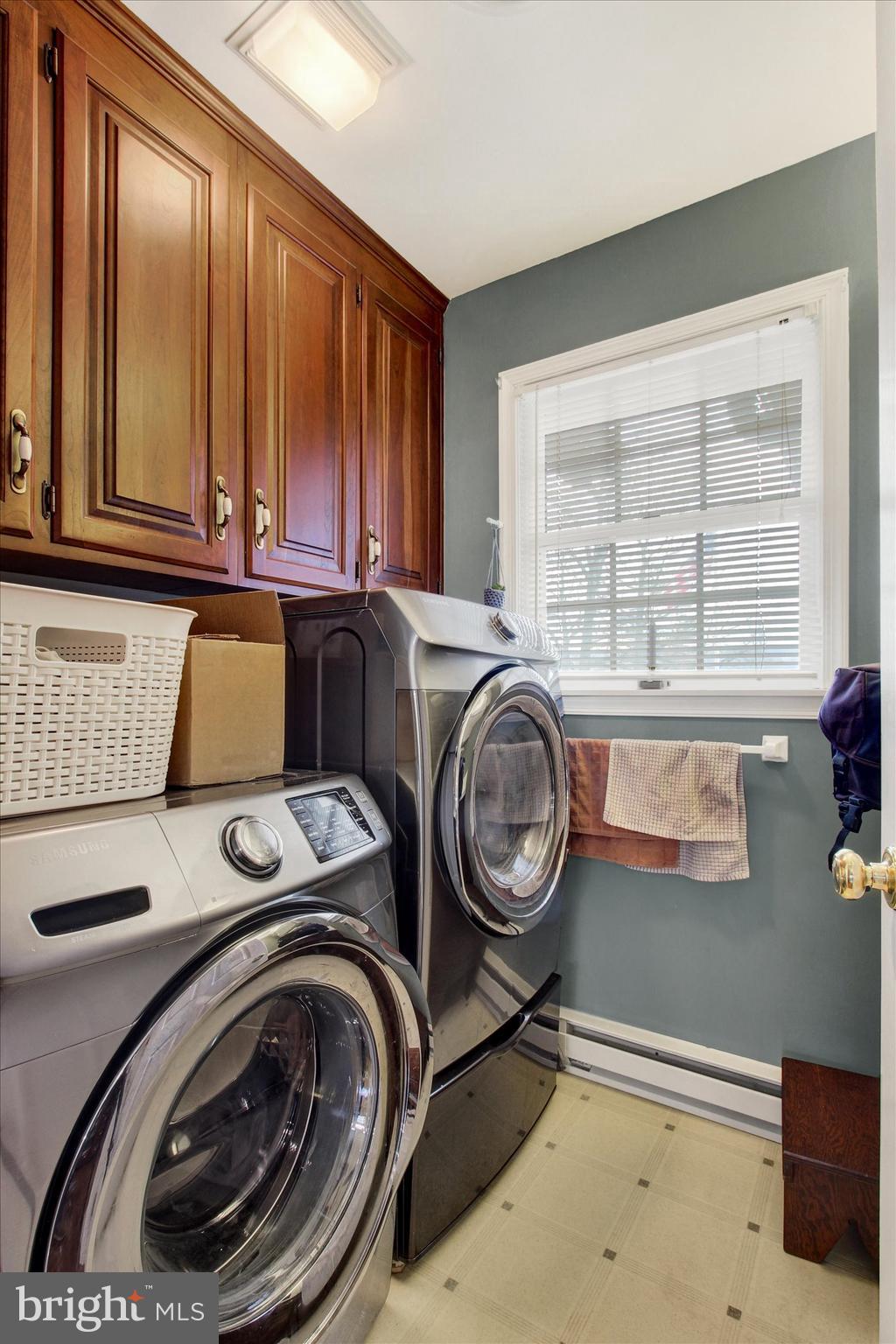 PENN NATIONAL ESTATES - Residential