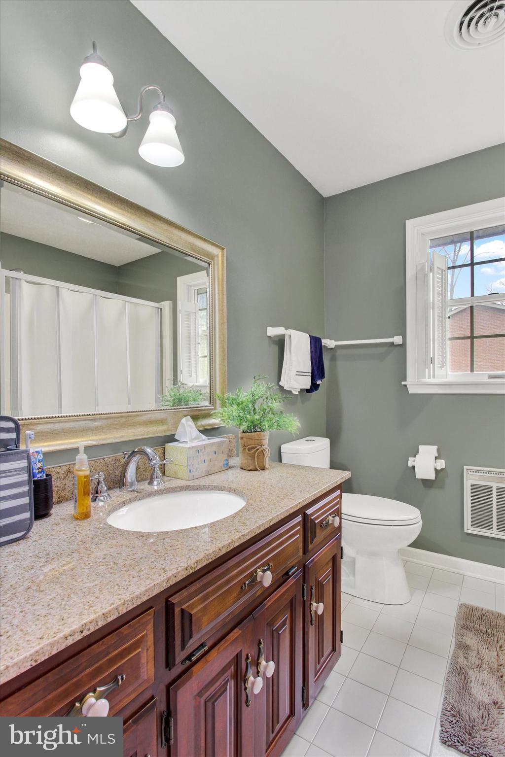 PENN NATIONAL ESTATES - Residential