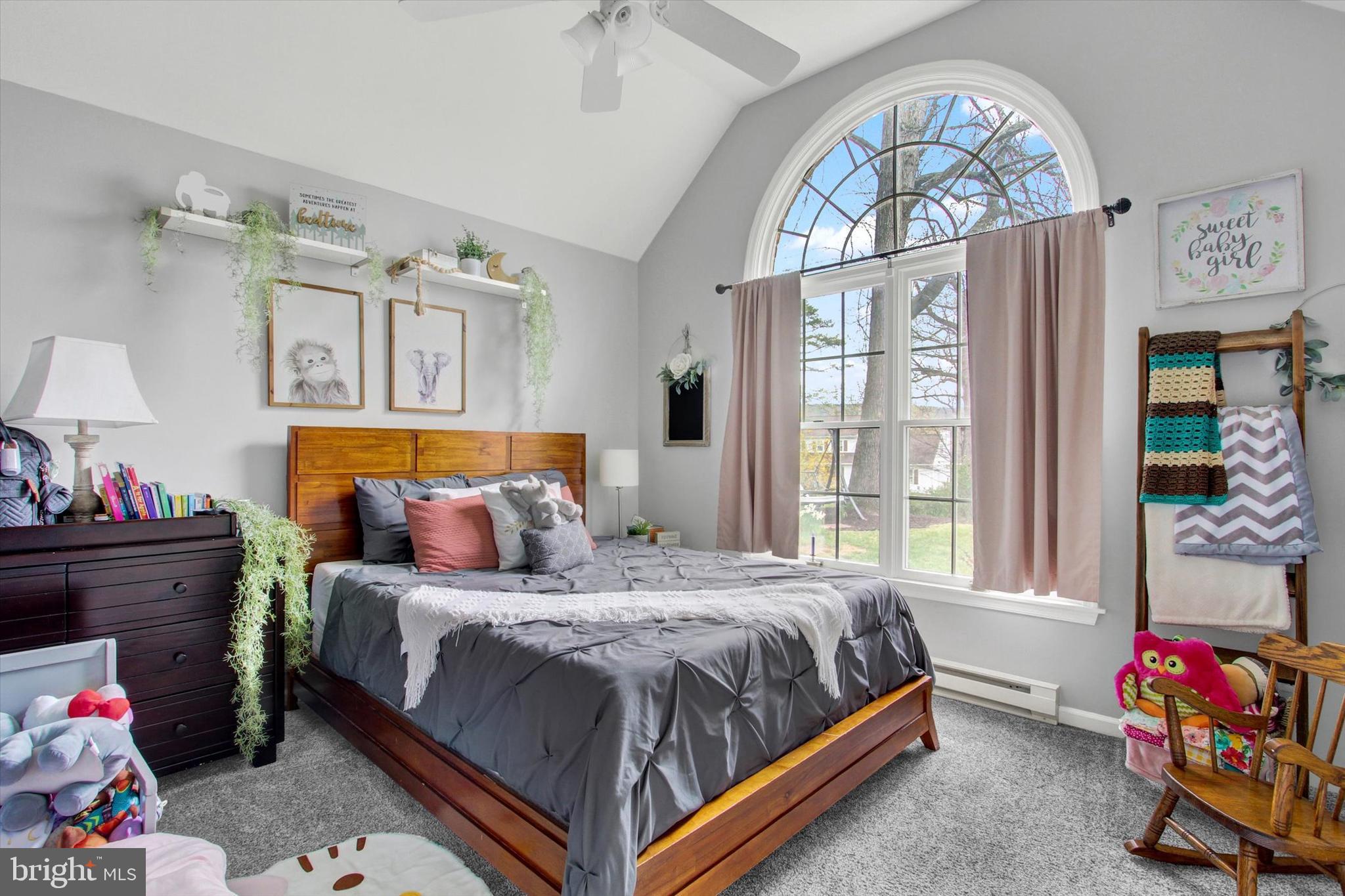 PENN NATIONAL ESTATES - Residential