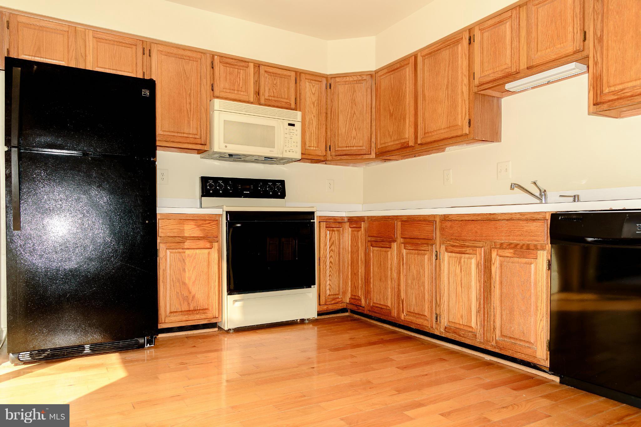 POTOMAC GROVE - Residential