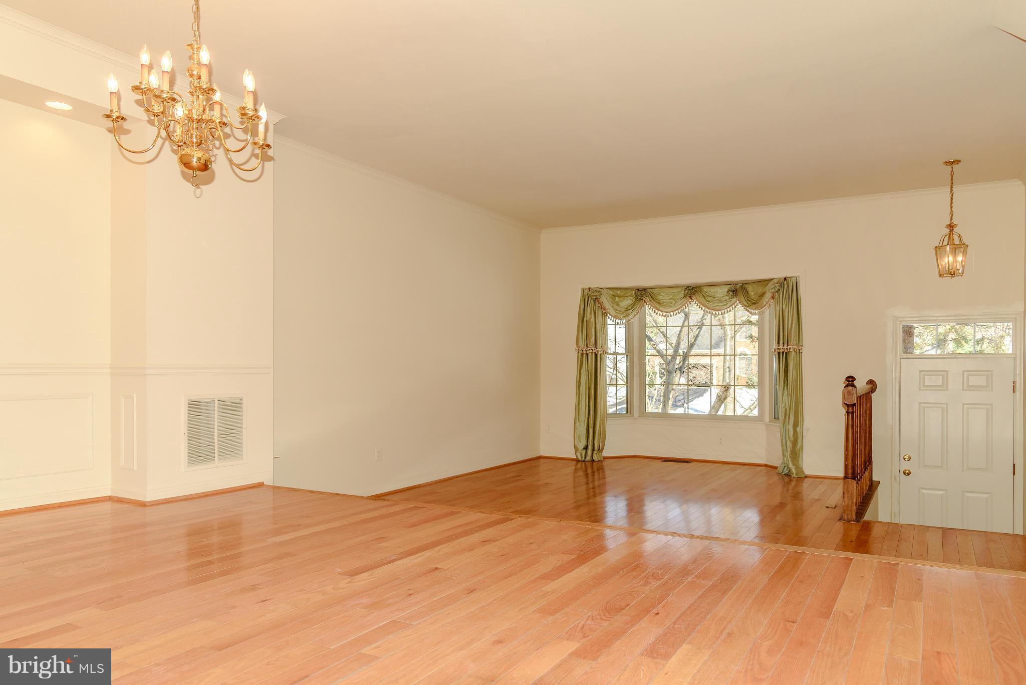 POTOMAC GROVE - Residential