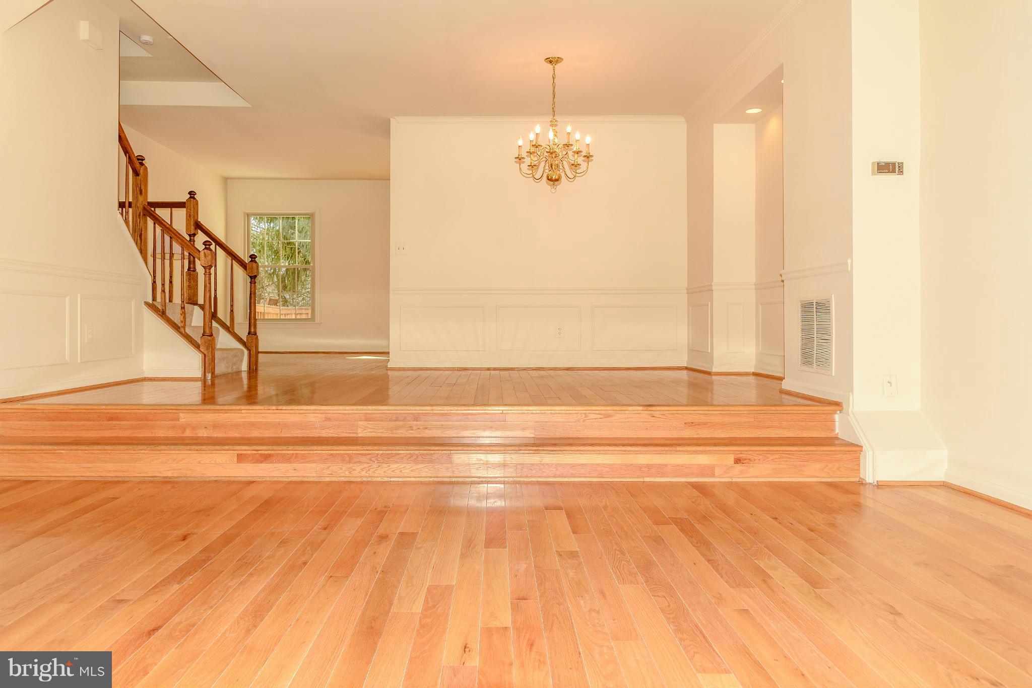 POTOMAC GROVE - Residential