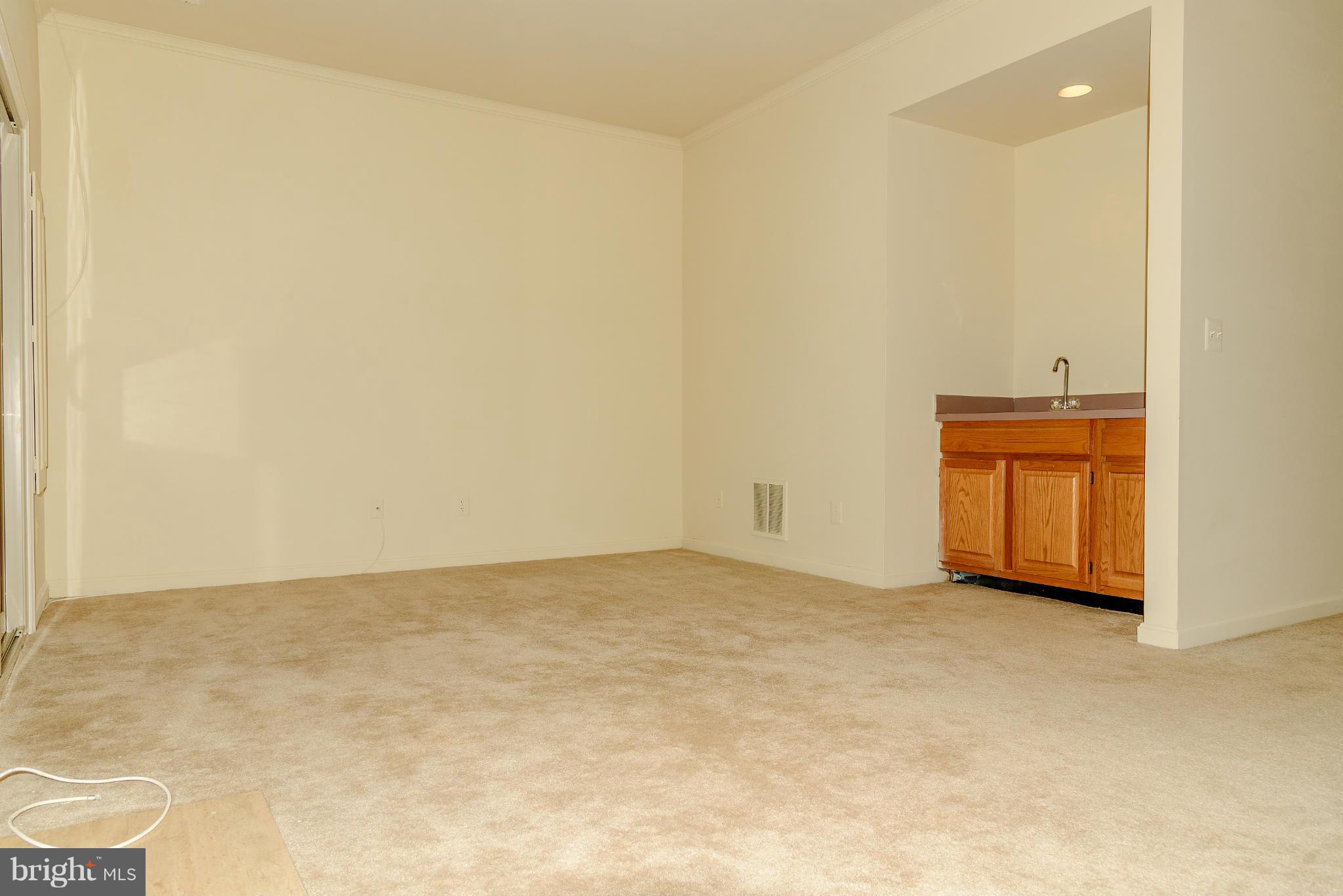 POTOMAC GROVE - Residential