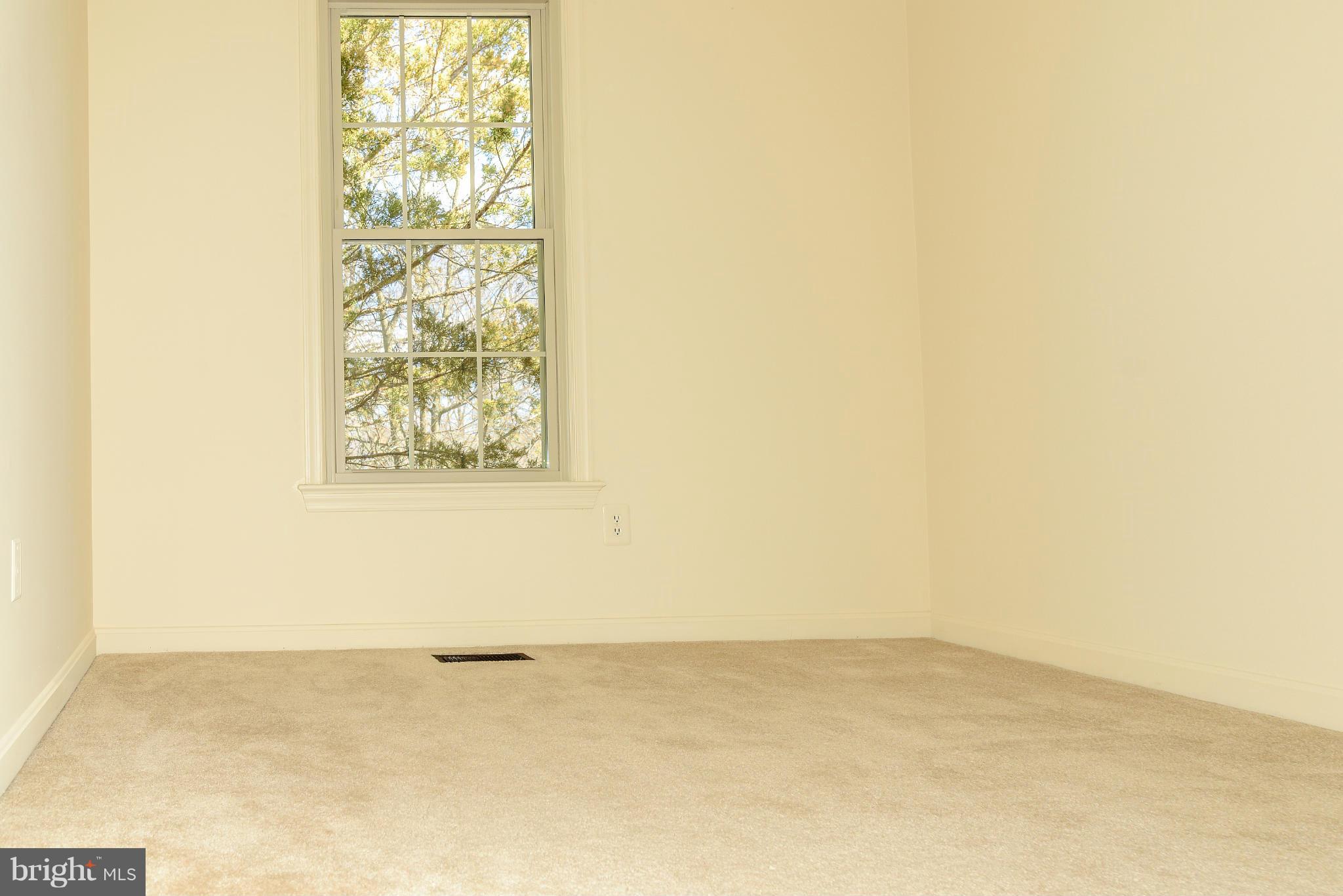 POTOMAC GROVE - Residential