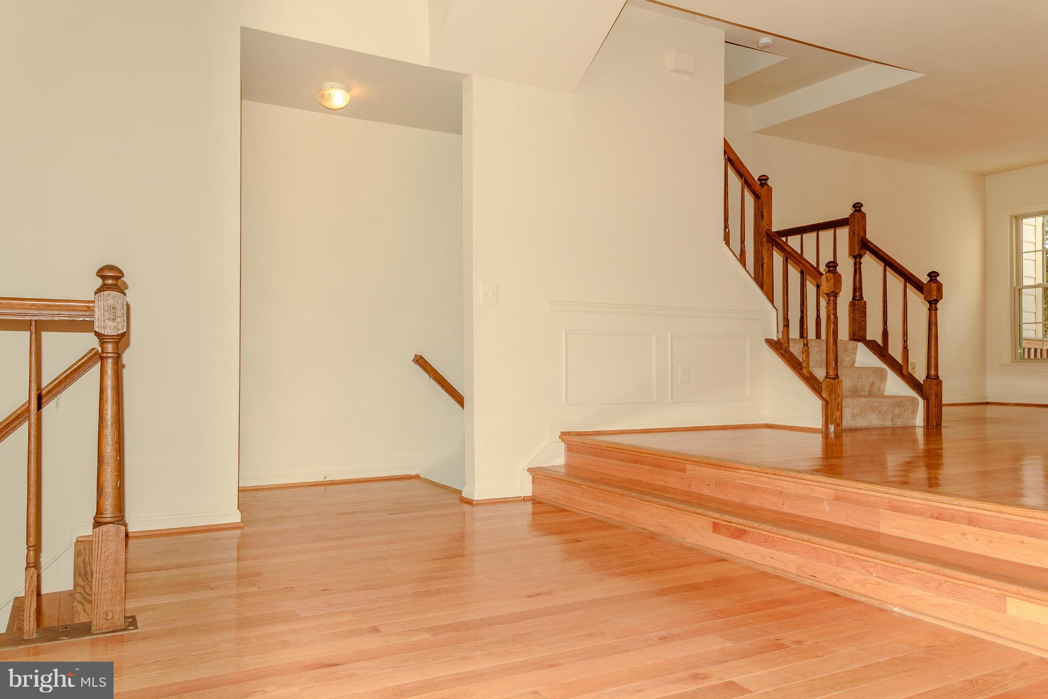 POTOMAC GROVE - Residential