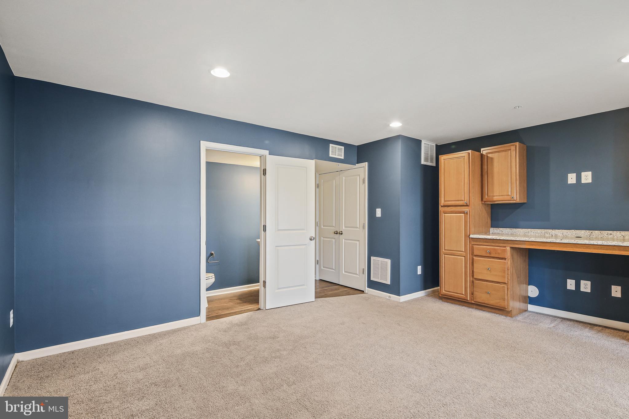 CREEKSTONE VILLAGE - Residential