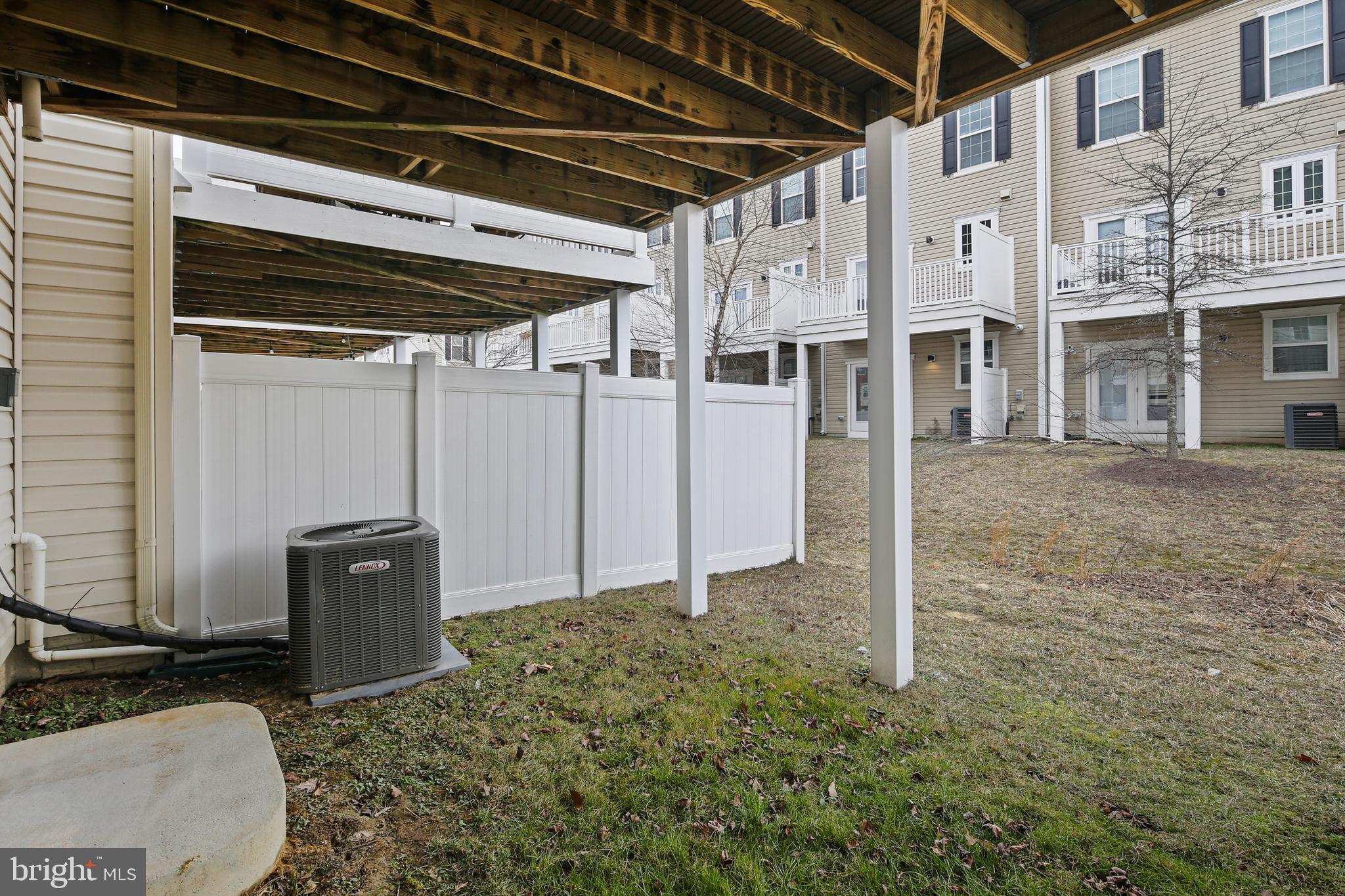 CREEKSTONE VILLAGE - Residential