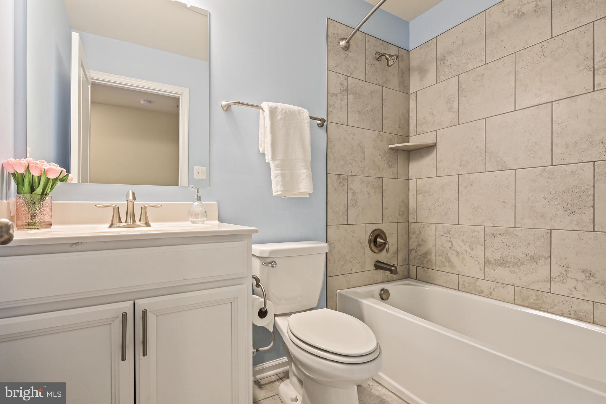 CREEKSTONE VILLAGE - Residential