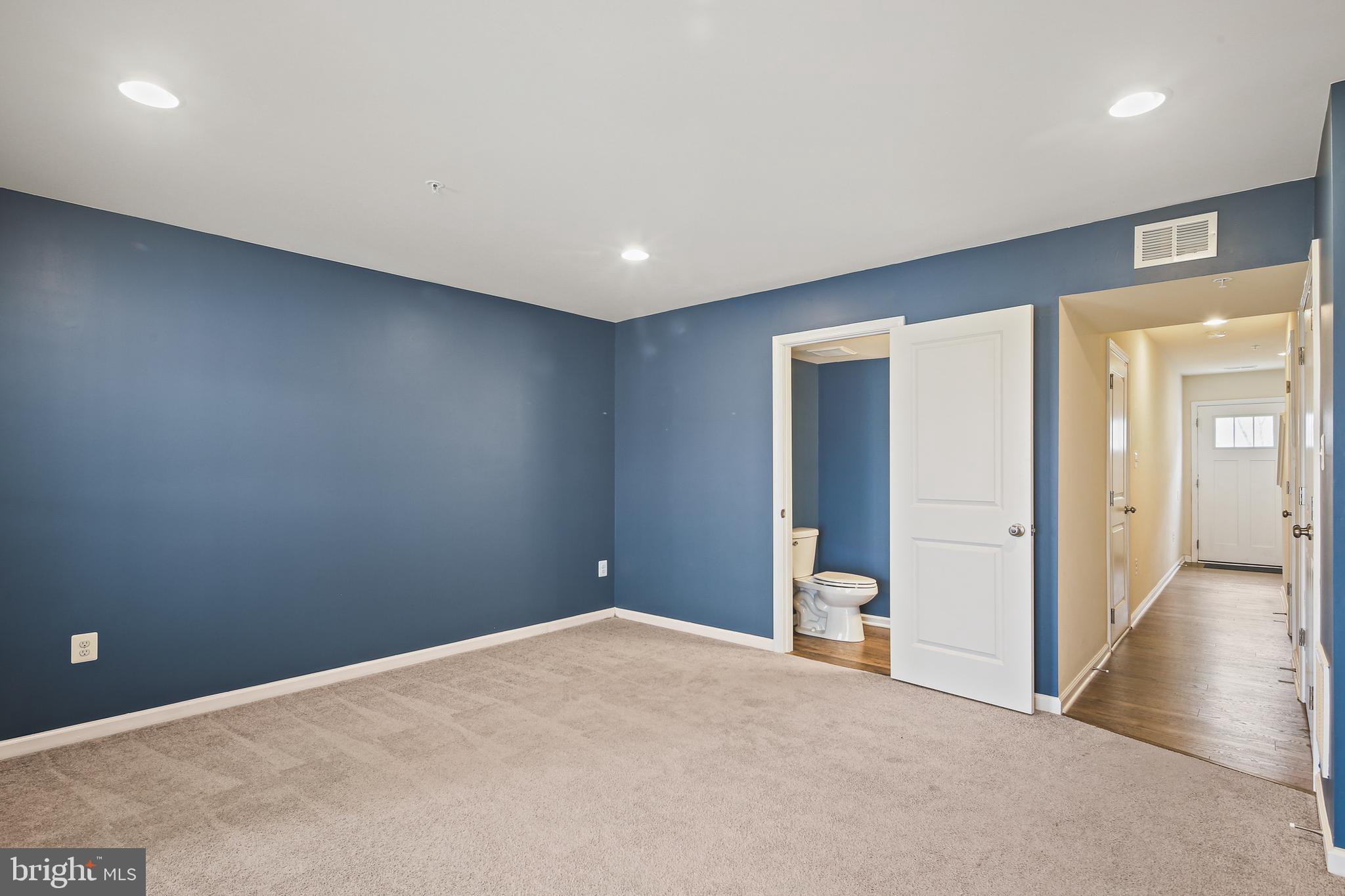 CREEKSTONE VILLAGE - Residential