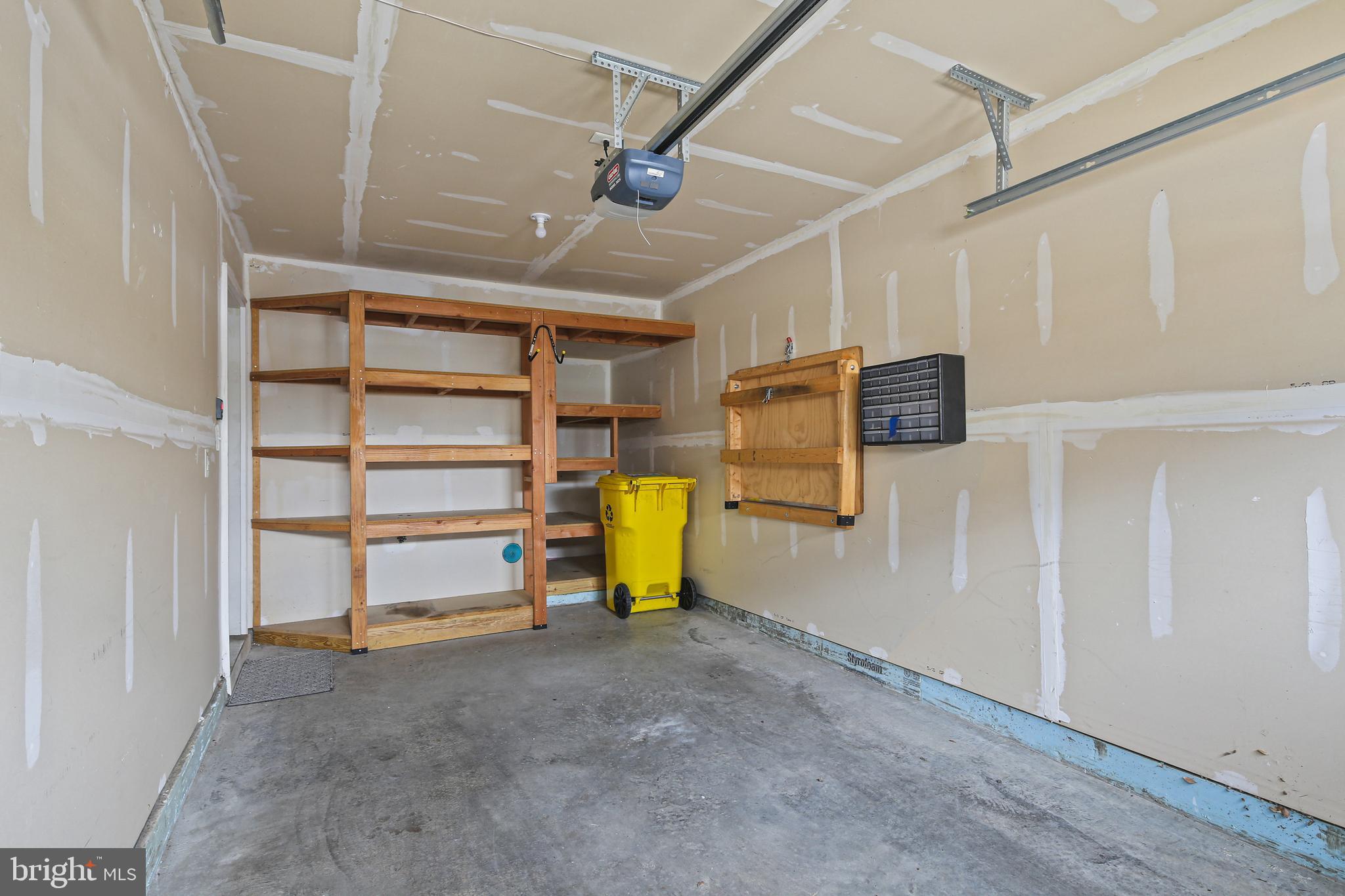 CREEKSTONE VILLAGE - Residential