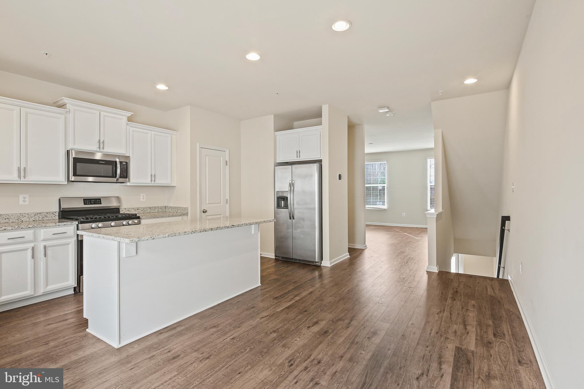 CREEKSTONE VILLAGE - Residential