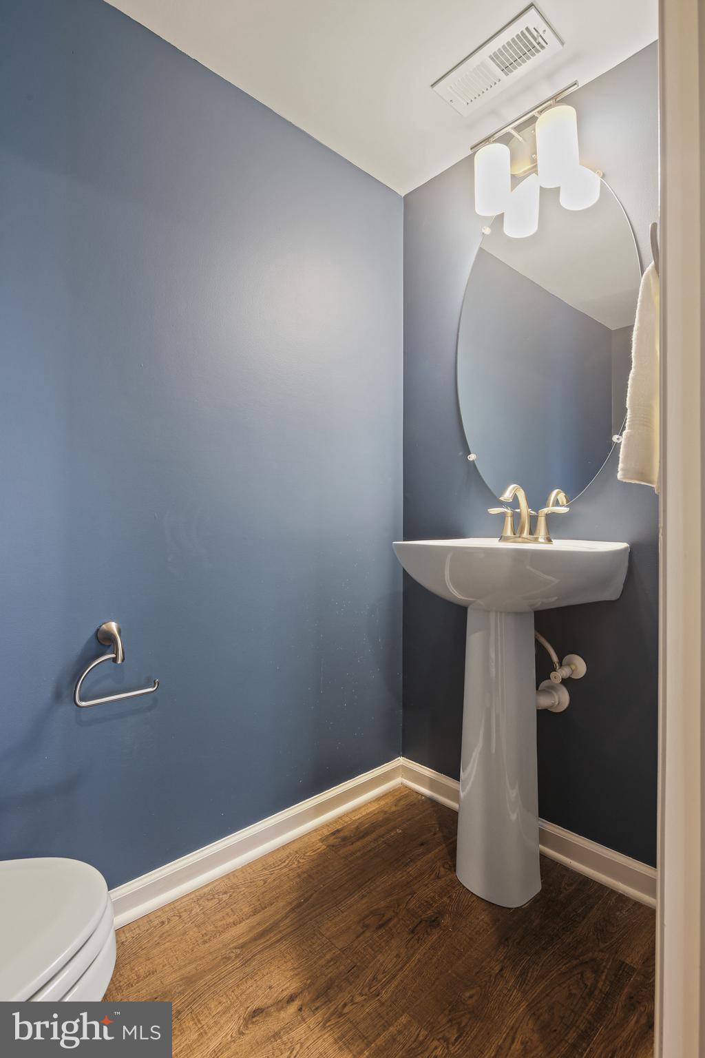 CREEKSTONE VILLAGE - Residential