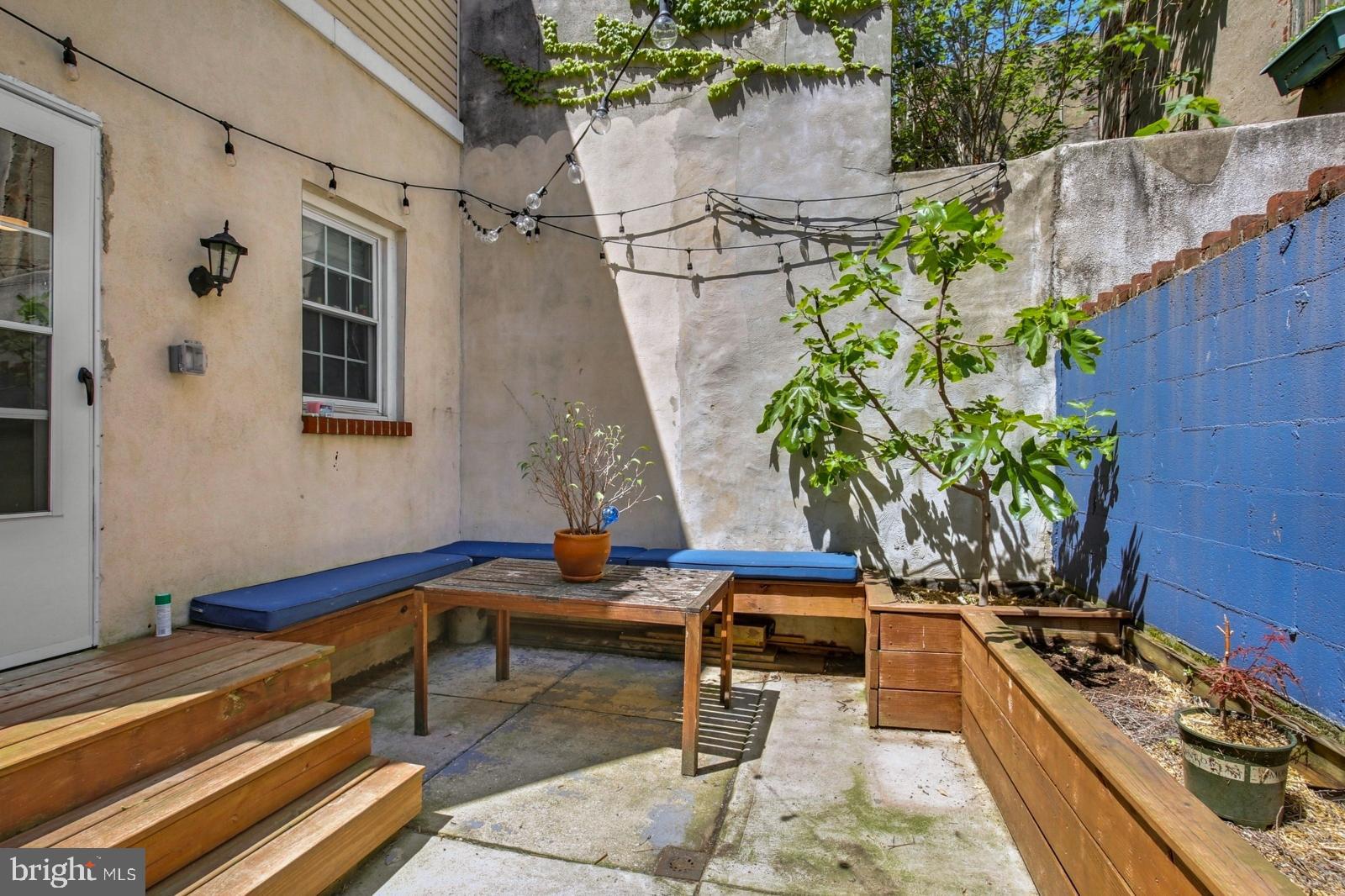 BELLA VISTA - Residential Lease