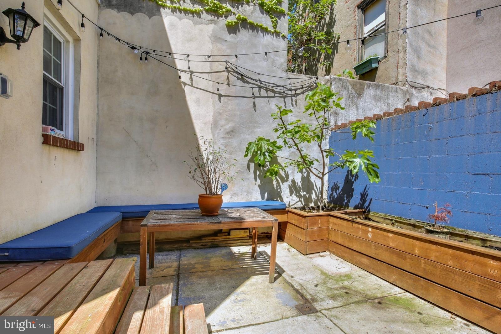 BELLA VISTA - Residential Lease