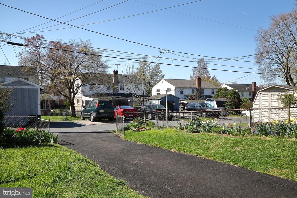 Photo of 758 HERSHEY AVE, LANCASTER, PA 17603 (MLS # PALA2033234)