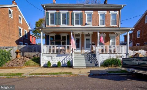 27 W 5TH STREET POTTSTOWN PA 19464