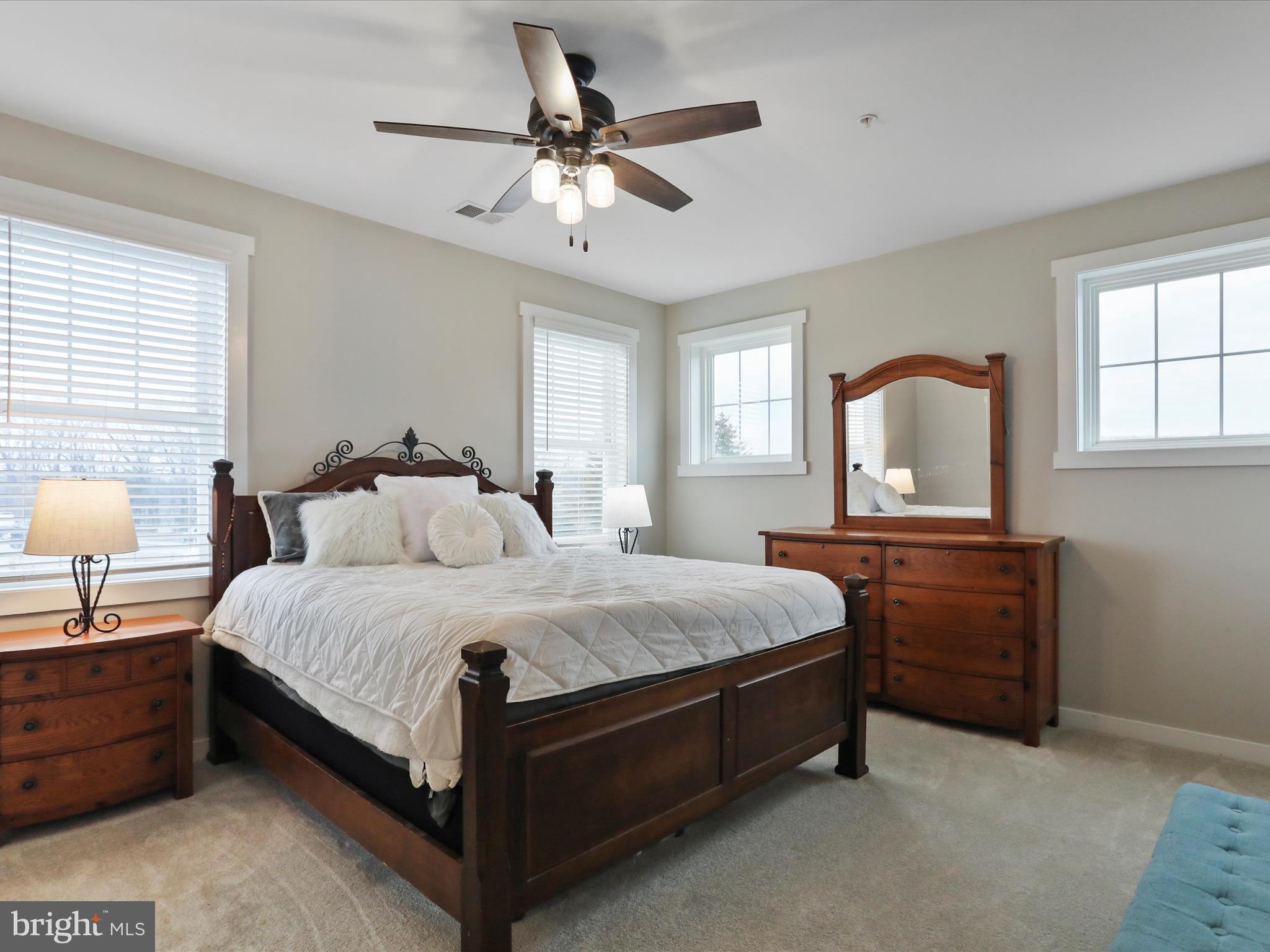 HUCKLEBERRY HILL - Residential