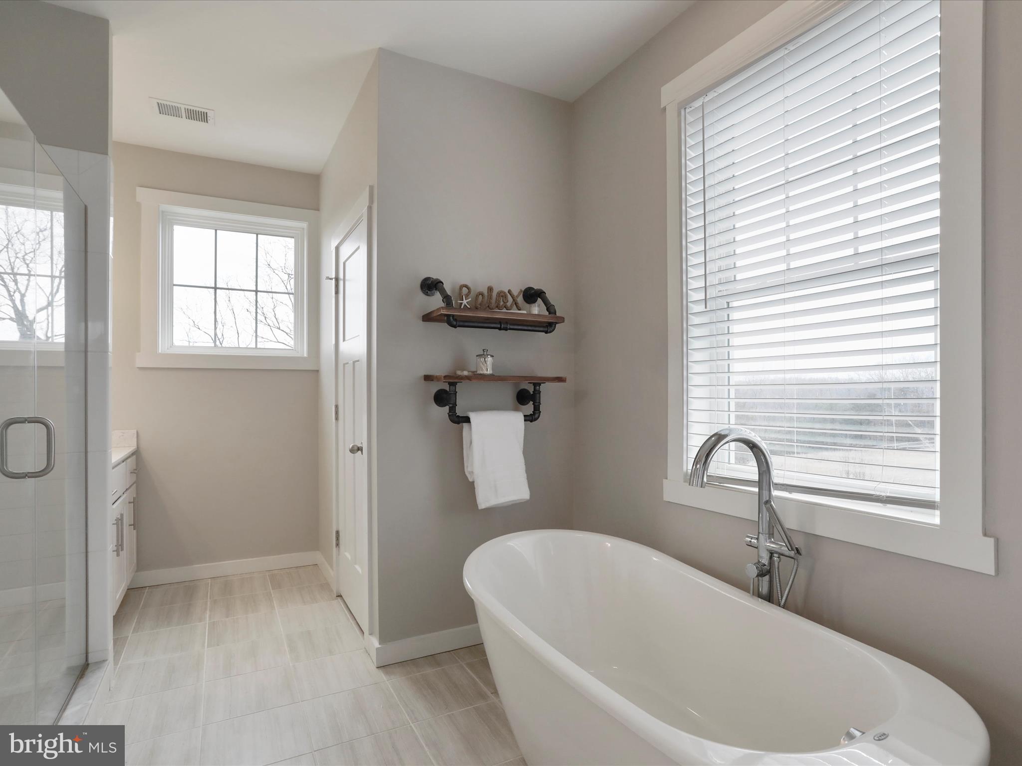 HUCKLEBERRY HILL - Residential