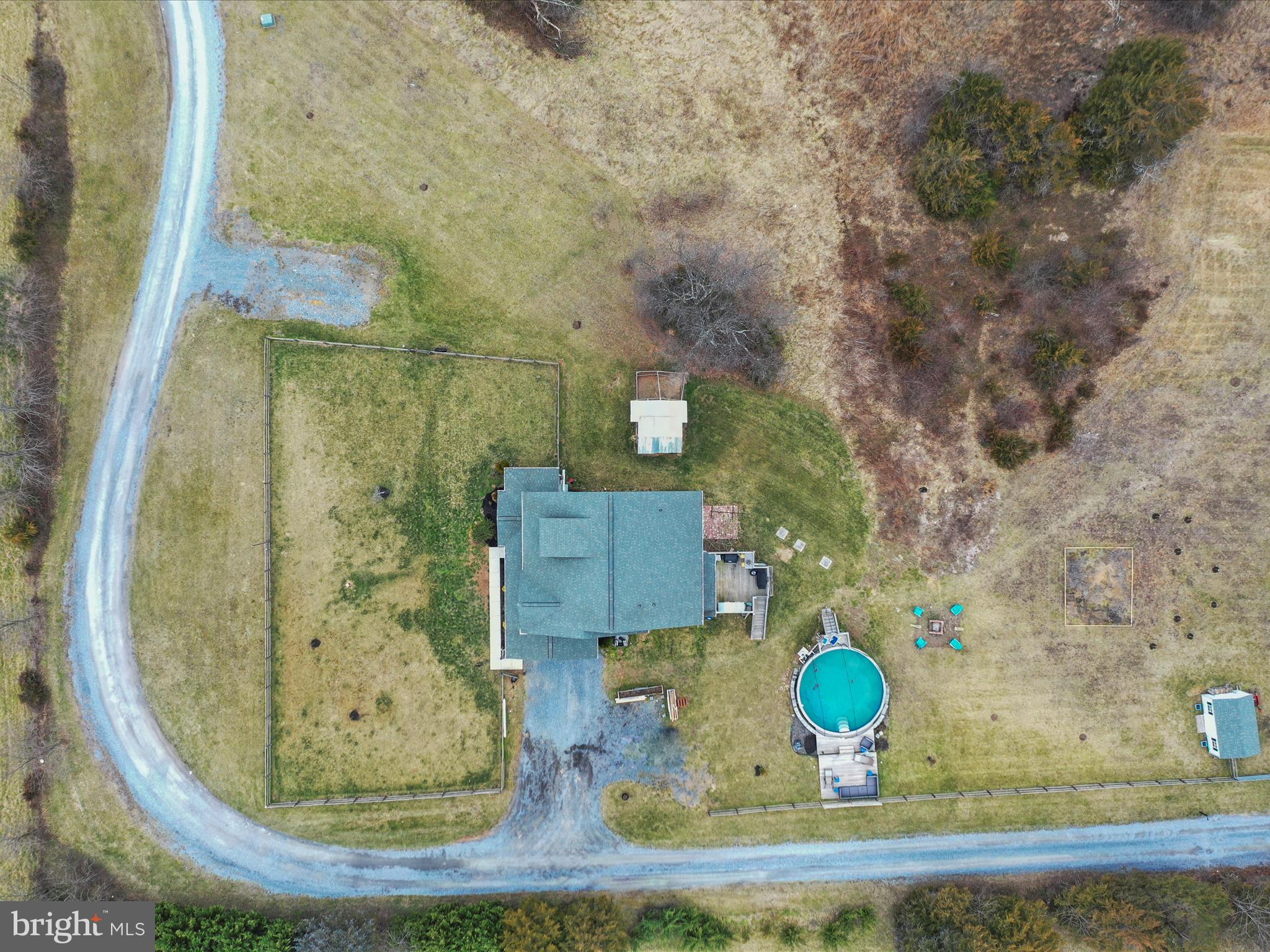 HUCKLEBERRY HILL - Residential