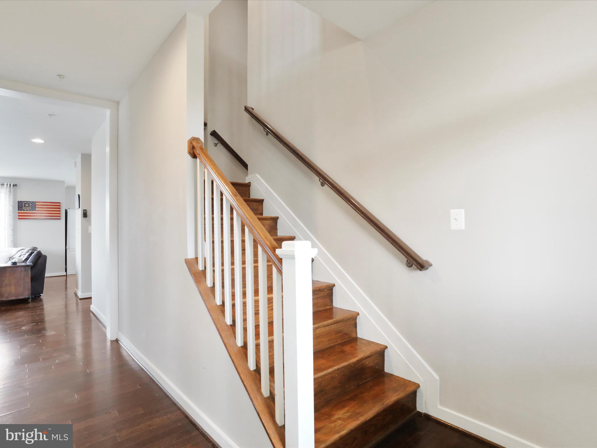 HUCKLEBERRY HILL - Residential