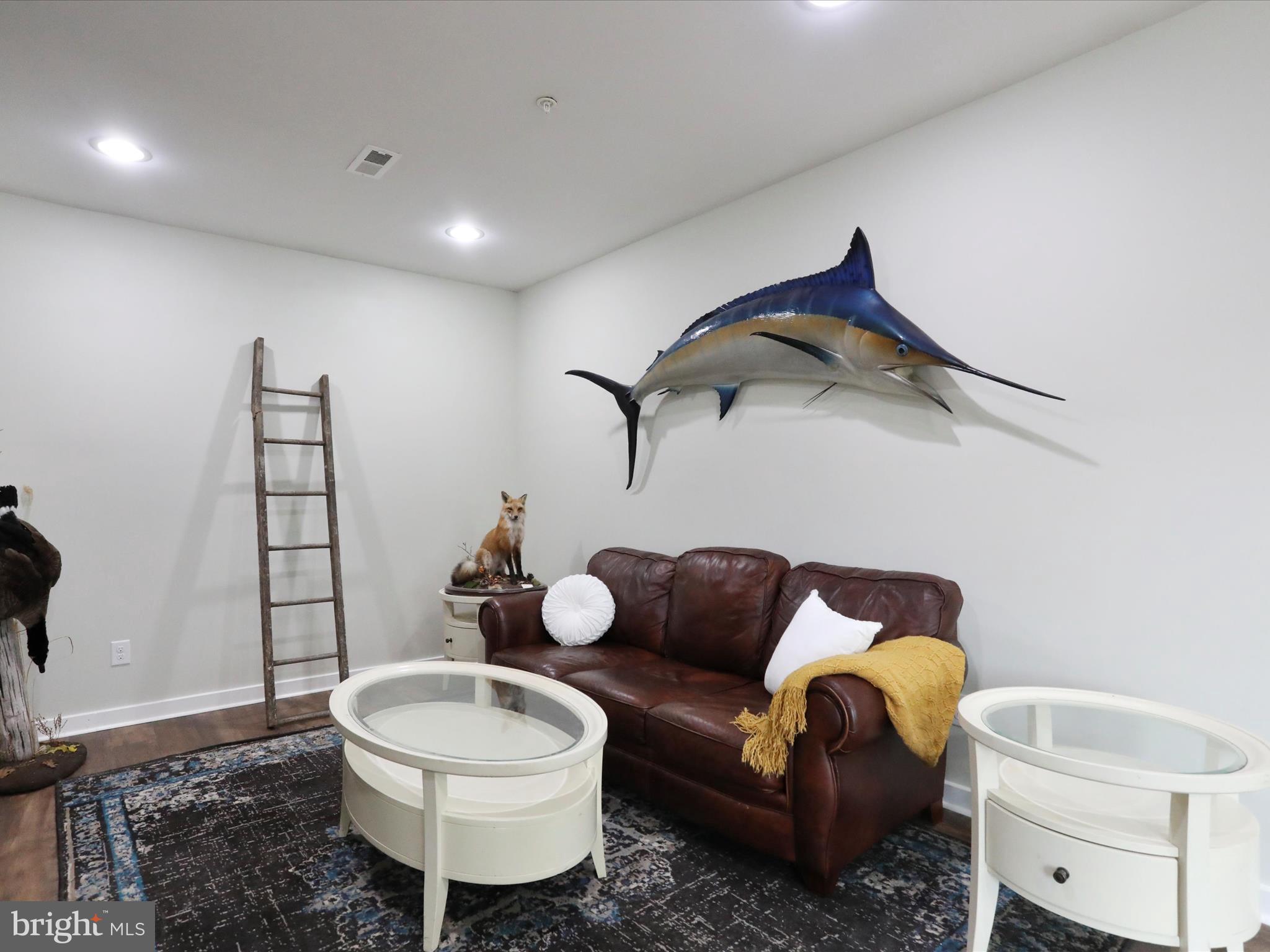 HUCKLEBERRY HILL - Residential