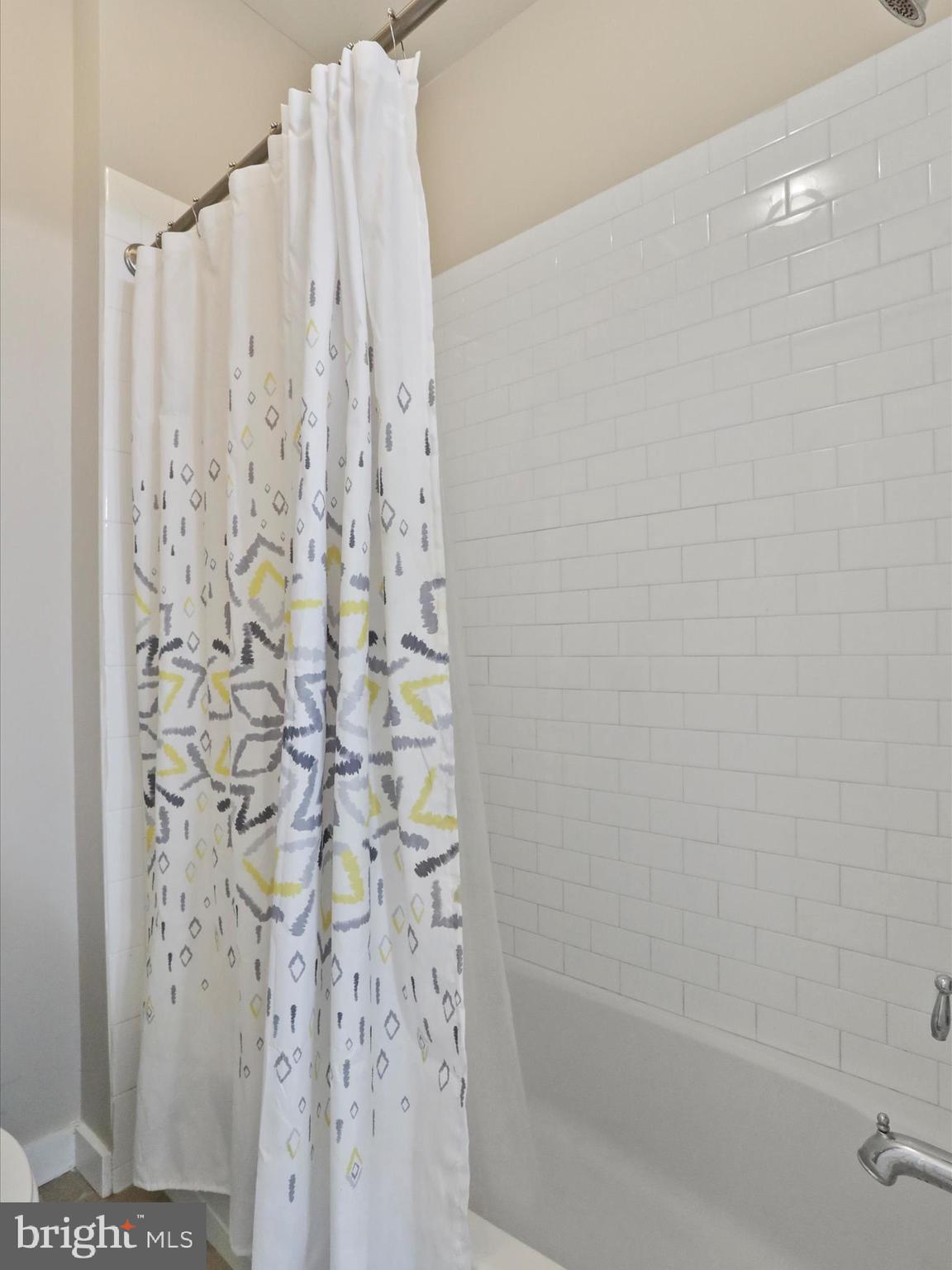 HUCKLEBERRY HILL - Residential