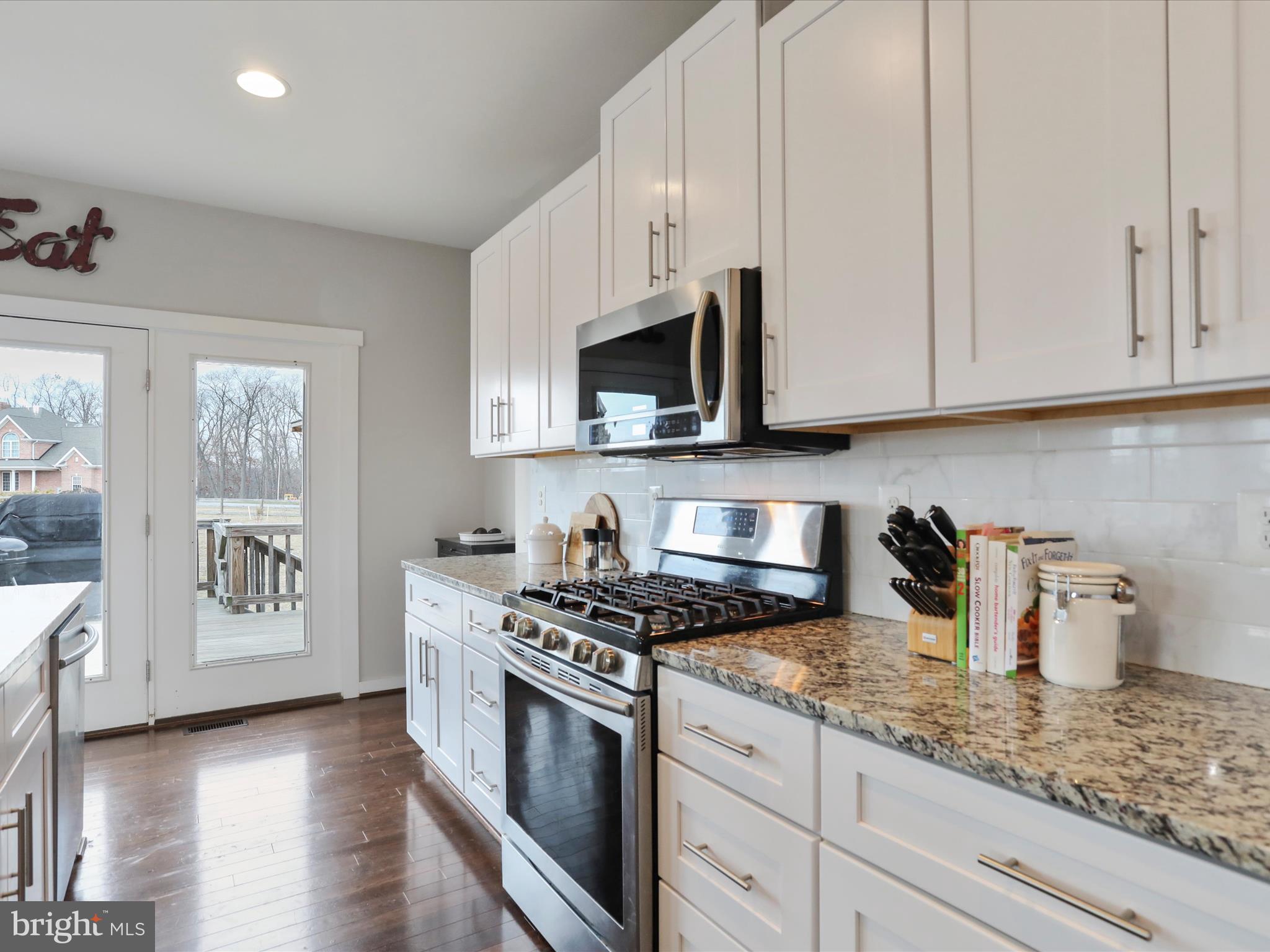 HUCKLEBERRY HILL - Residential