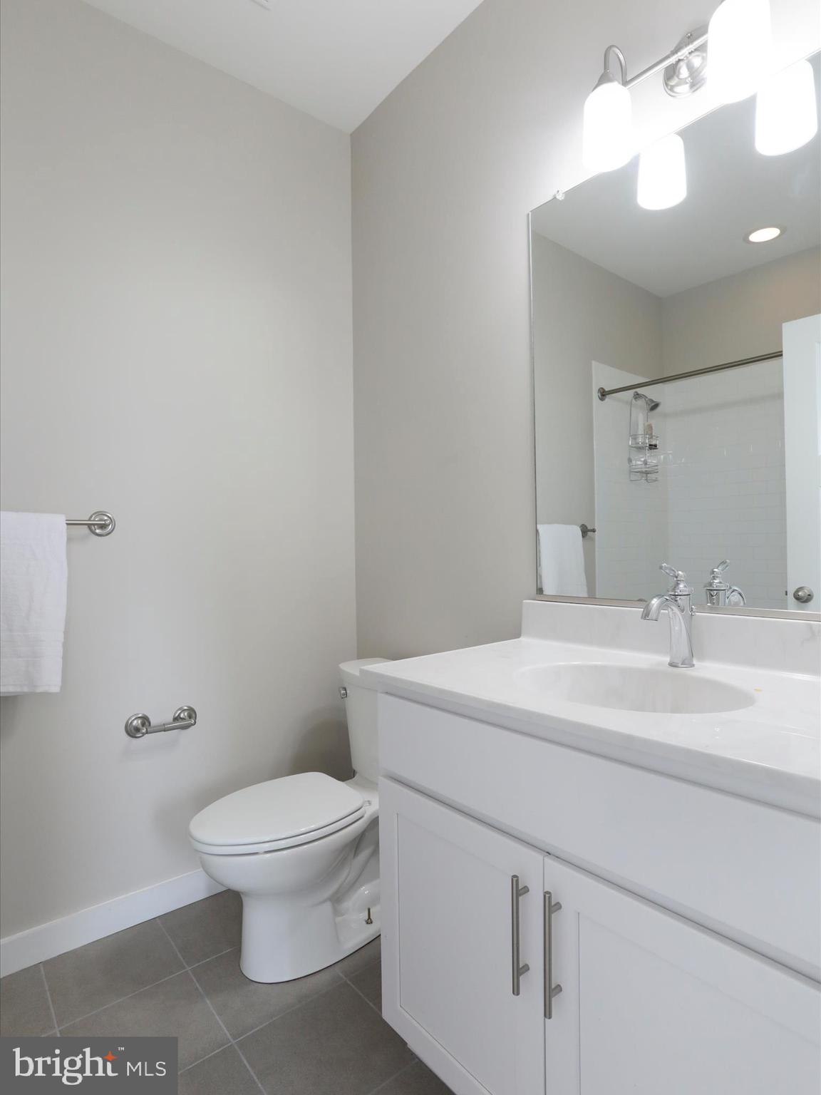 HUCKLEBERRY HILL - Residential