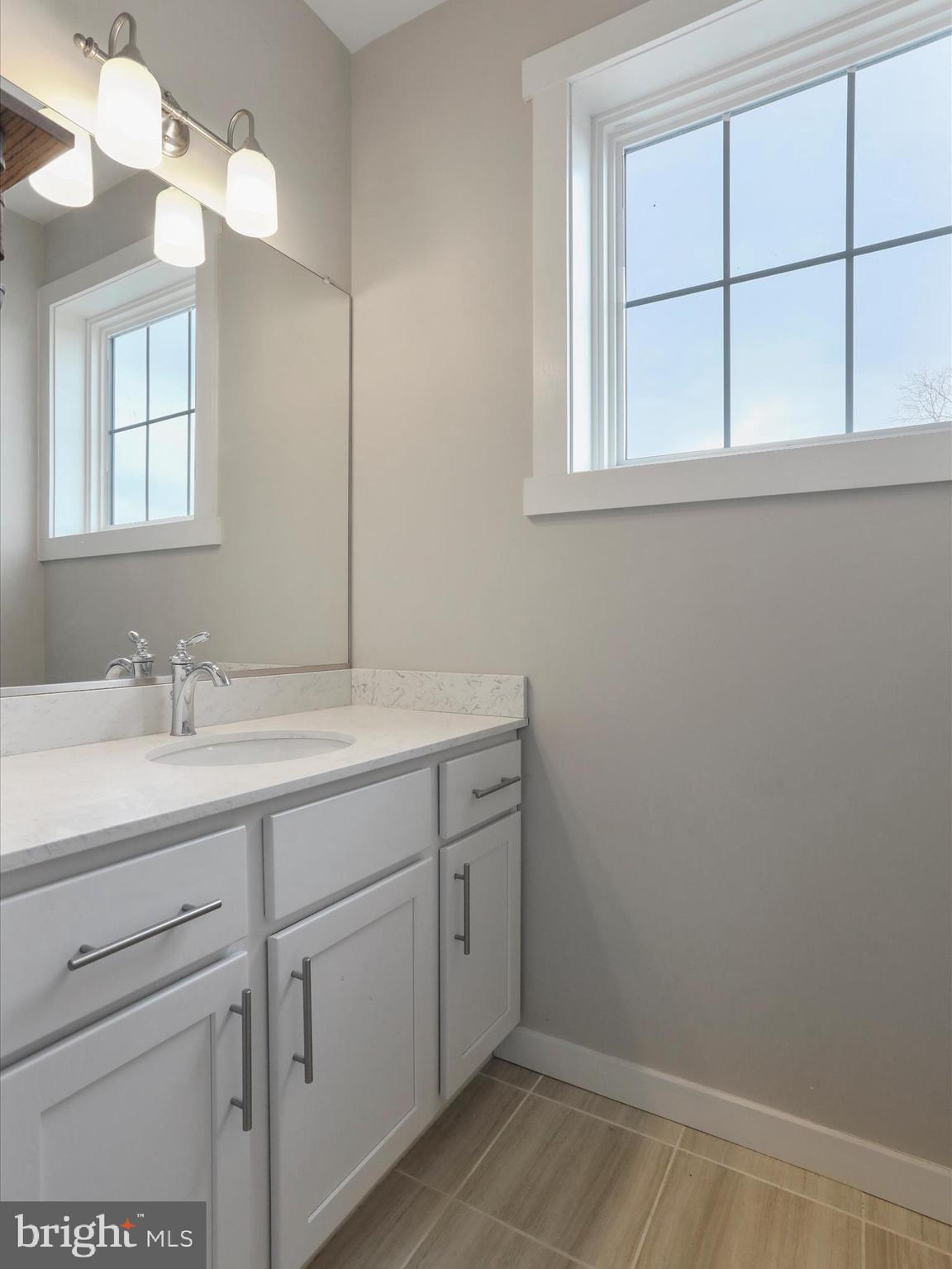 HUCKLEBERRY HILL - Residential