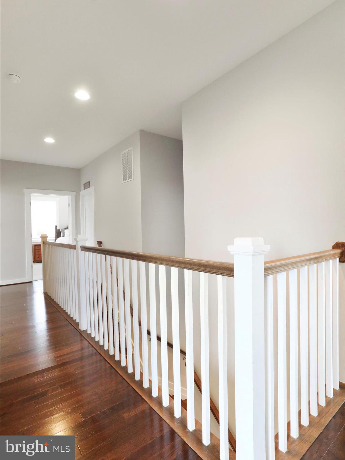 HUCKLEBERRY HILL - Residential