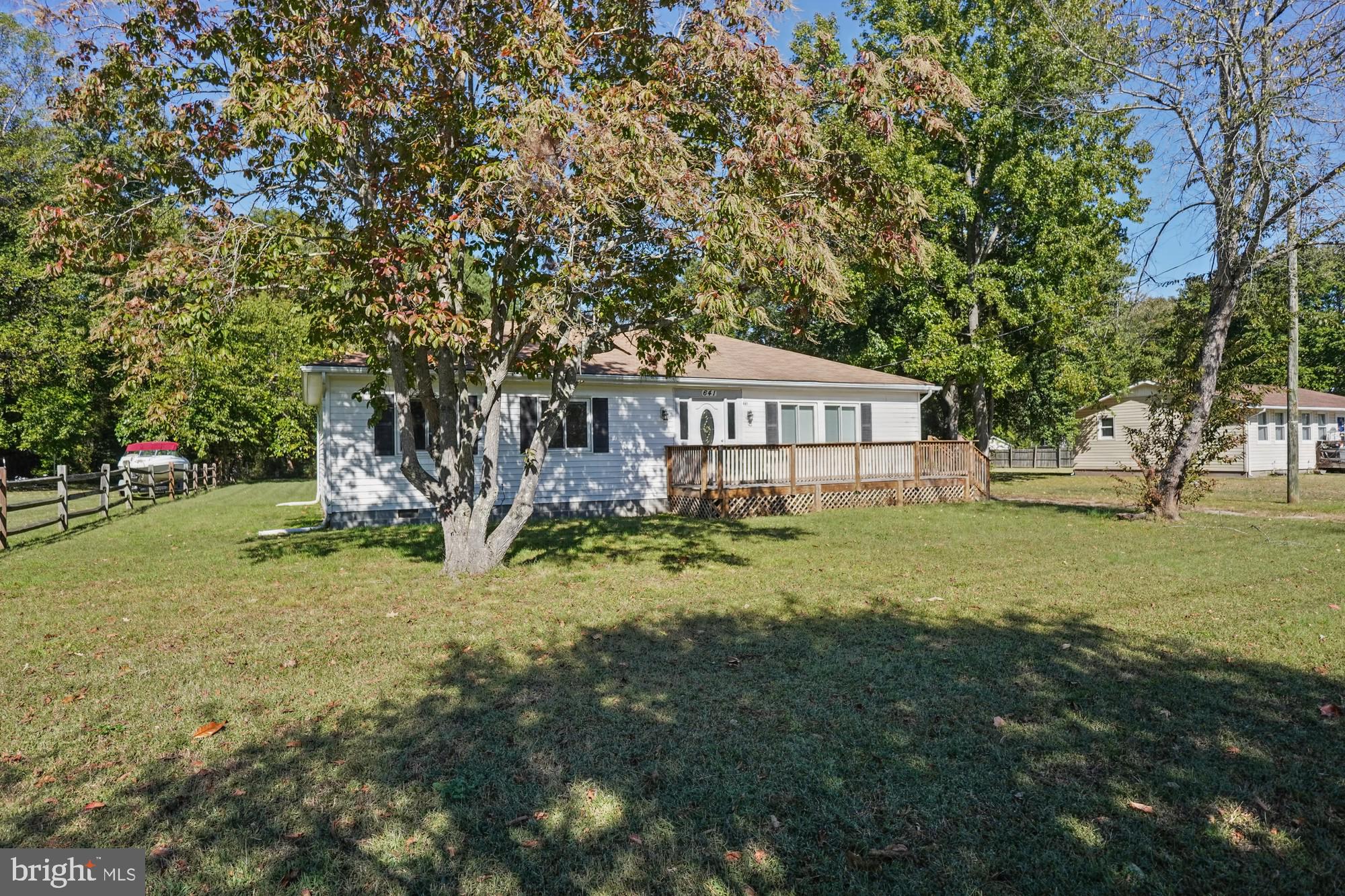 641 HOLLY VISTA DRIVE