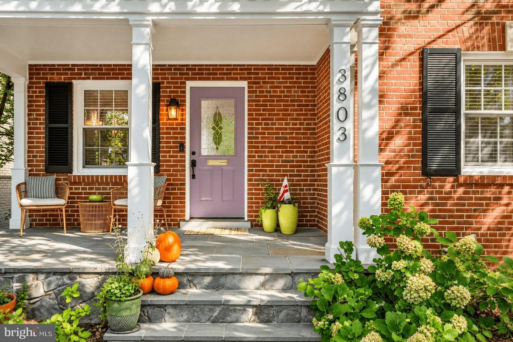 Photo of 3803 Legation Street NW, WASHINGTON, DC 20015 (MLS # DCDC2280350)