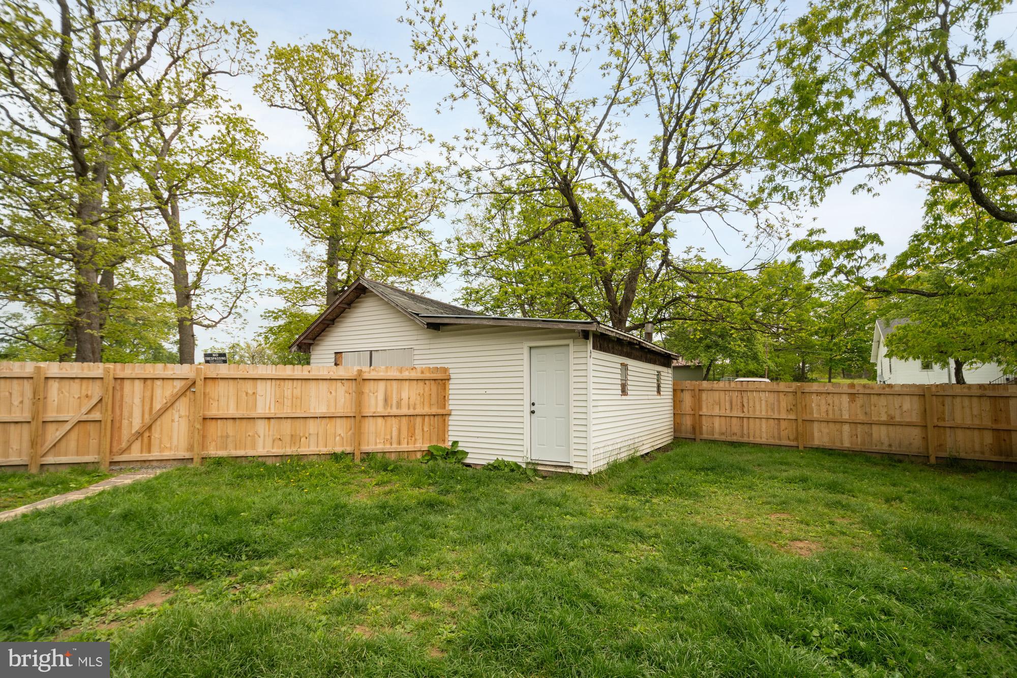 MOUNTAIN LAKE PARK - Residential