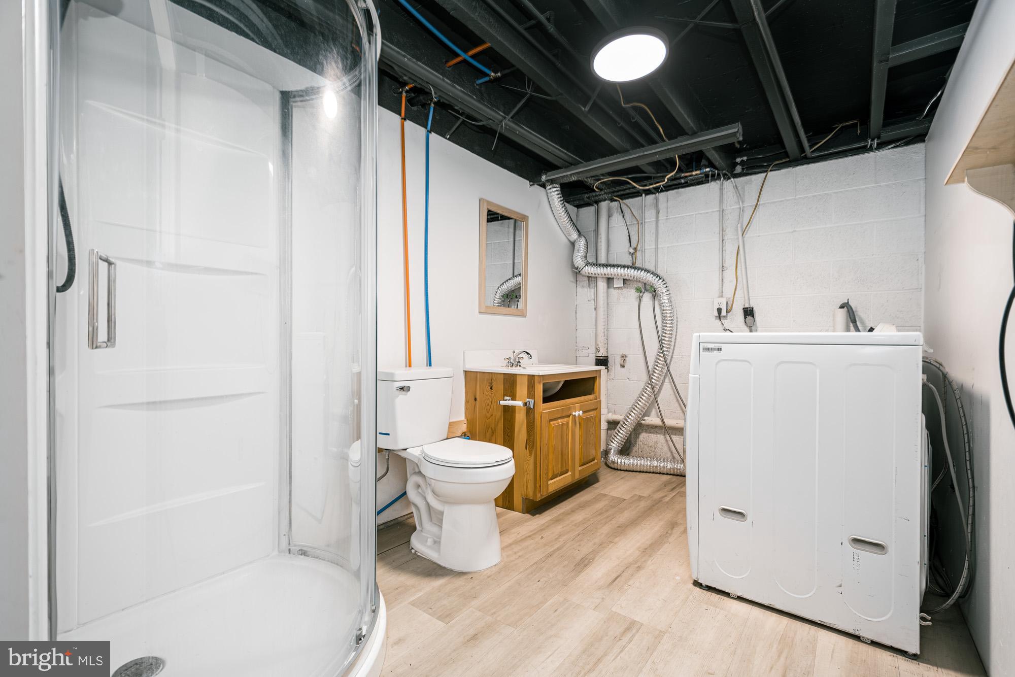 MOUNTAIN LAKE PARK - Residential