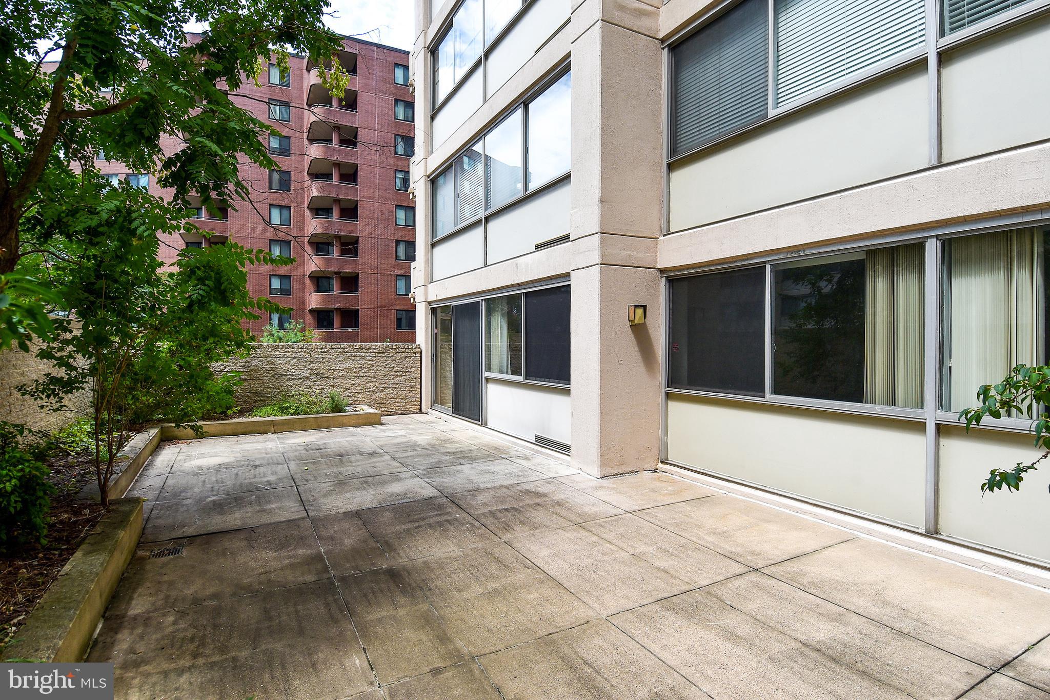 WILLOUGHBY OF CHEVY CHASE - Residential Lease