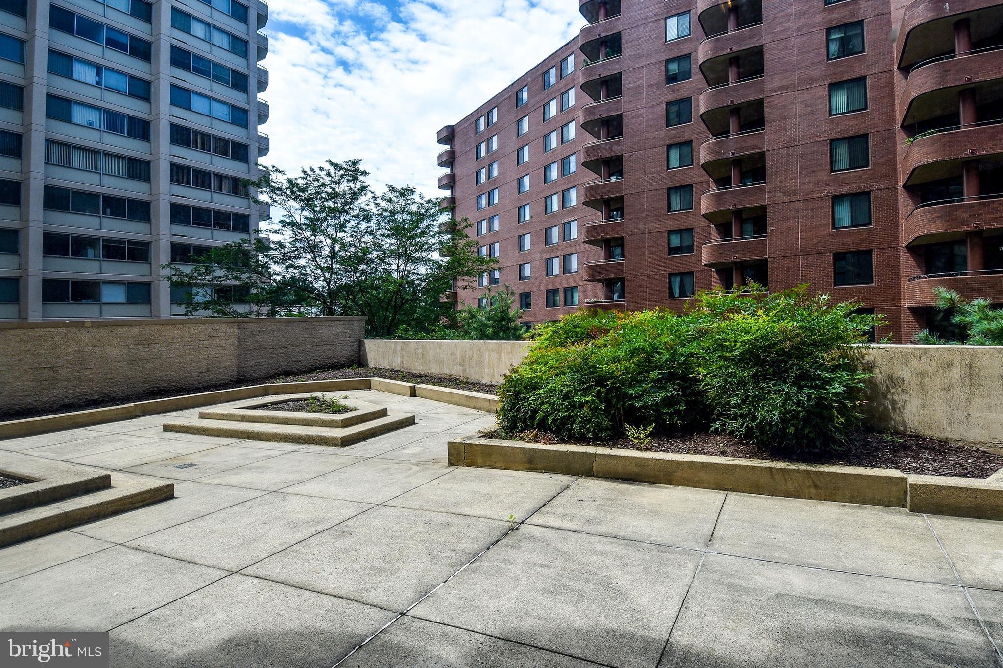 WILLOUGHBY OF CHEVY CHASE - Residential Lease