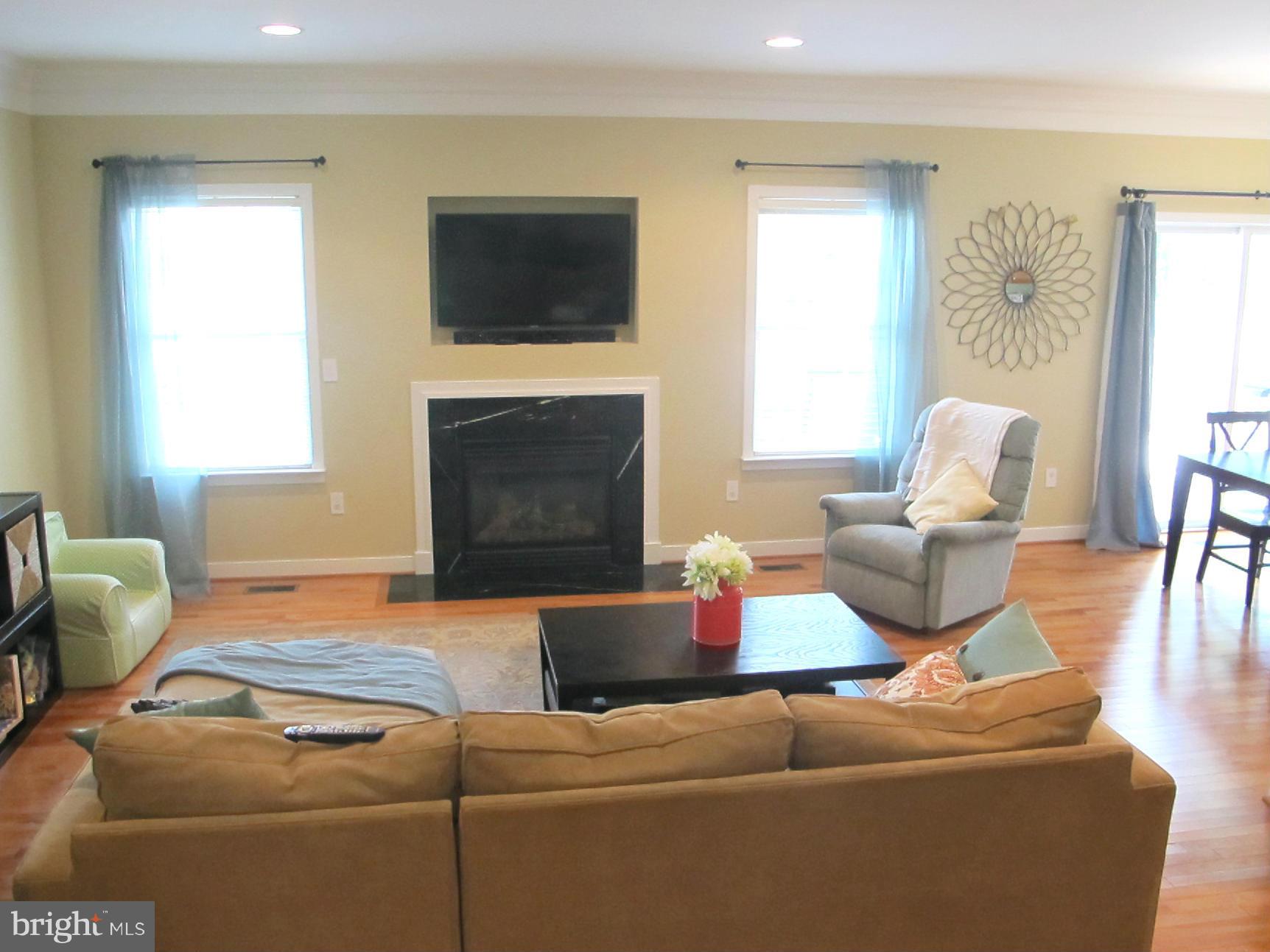 ROUND BAY CITY - Residential