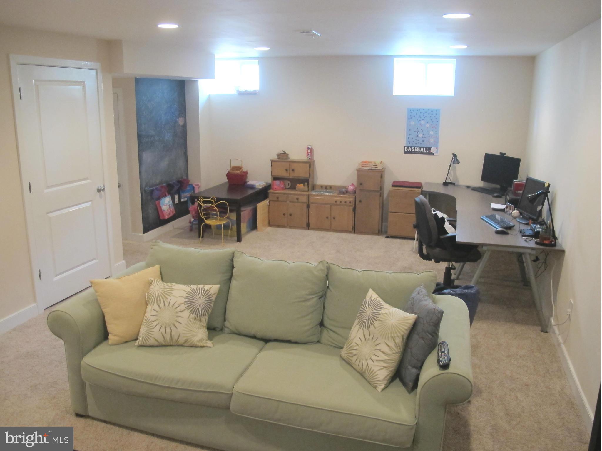 ROUND BAY CITY - Residential