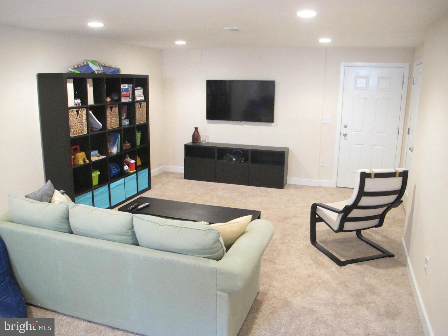 ROUND BAY CITY - Residential