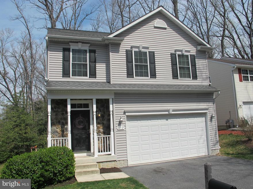 Amazing colonial in Severna Park!  This 4 bedroom, 2.5 bath home offers fantastic living spaces throughout.  Main level offers hardwood floors, 9 foot ceilings, gas fireplace, and crown moldings.  Kitchen offers hardwood floors, granite countertops, and stainless steel appliances.  Finished basement has full rough-in for bathroom (plumbing, electrical, and HVAC).  See it today!