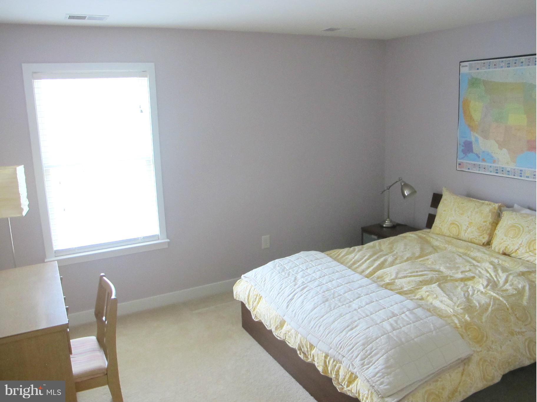 ROUND BAY CITY - Residential