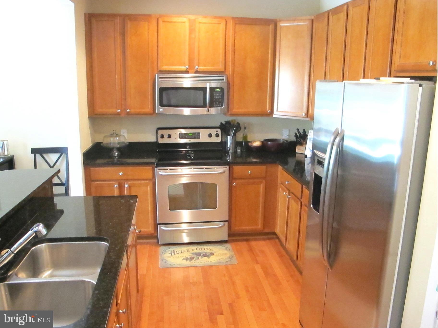 ROUND BAY CITY - Residential