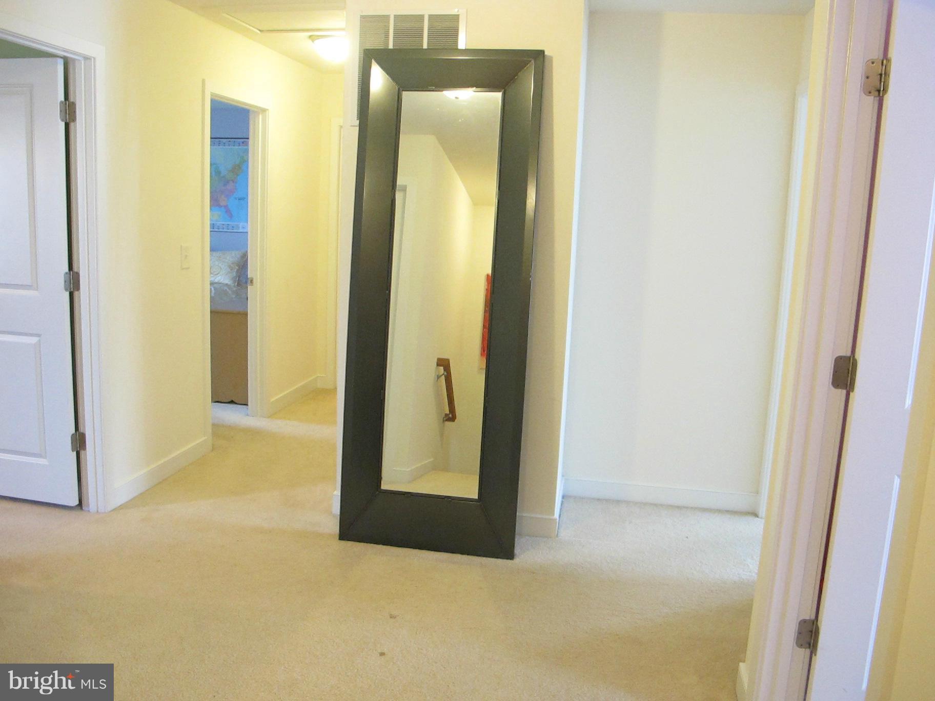 ROUND BAY CITY - Residential